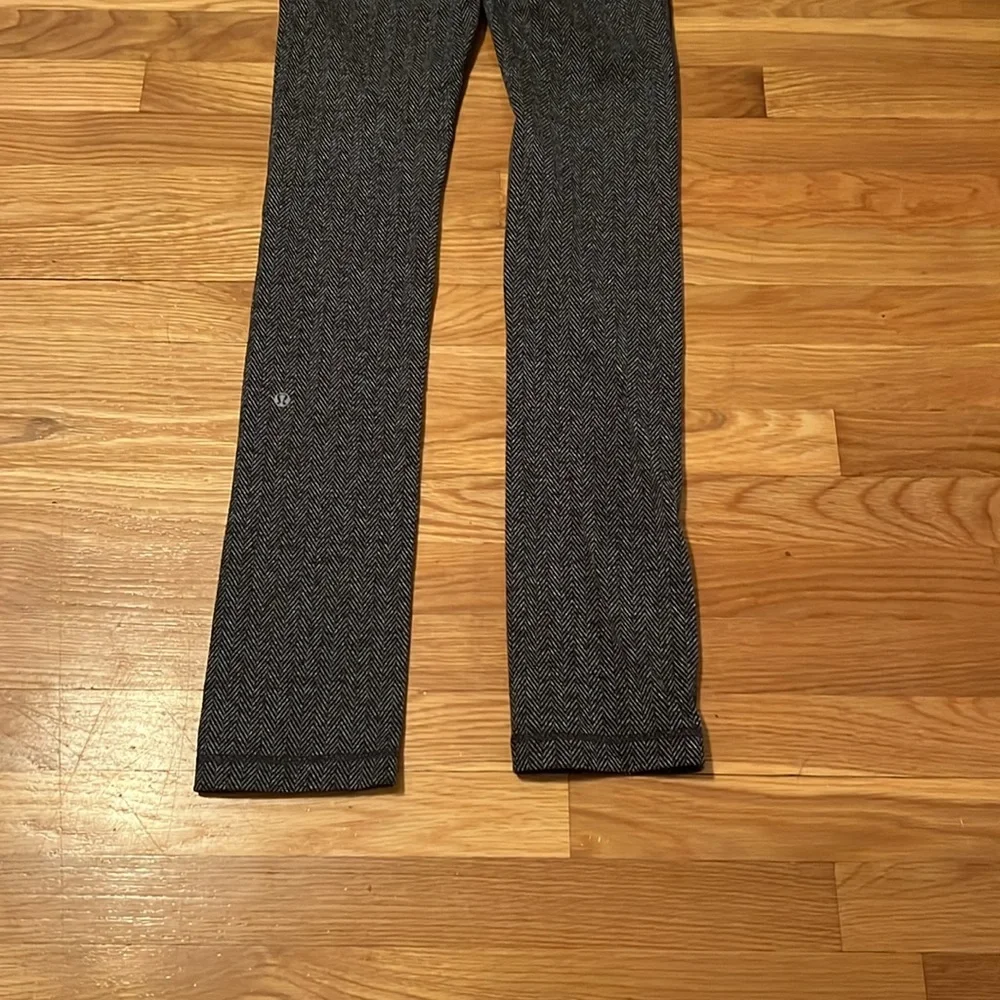 Lululemon‎ Skinny Will Pant Full-On Luon Giant Herringbone Black Heathered Black - Picture 8 of 12